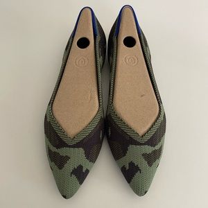 Rothy’s The Point in Olive Camo